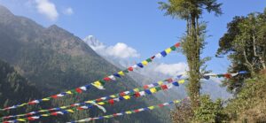 Way to the Phakding